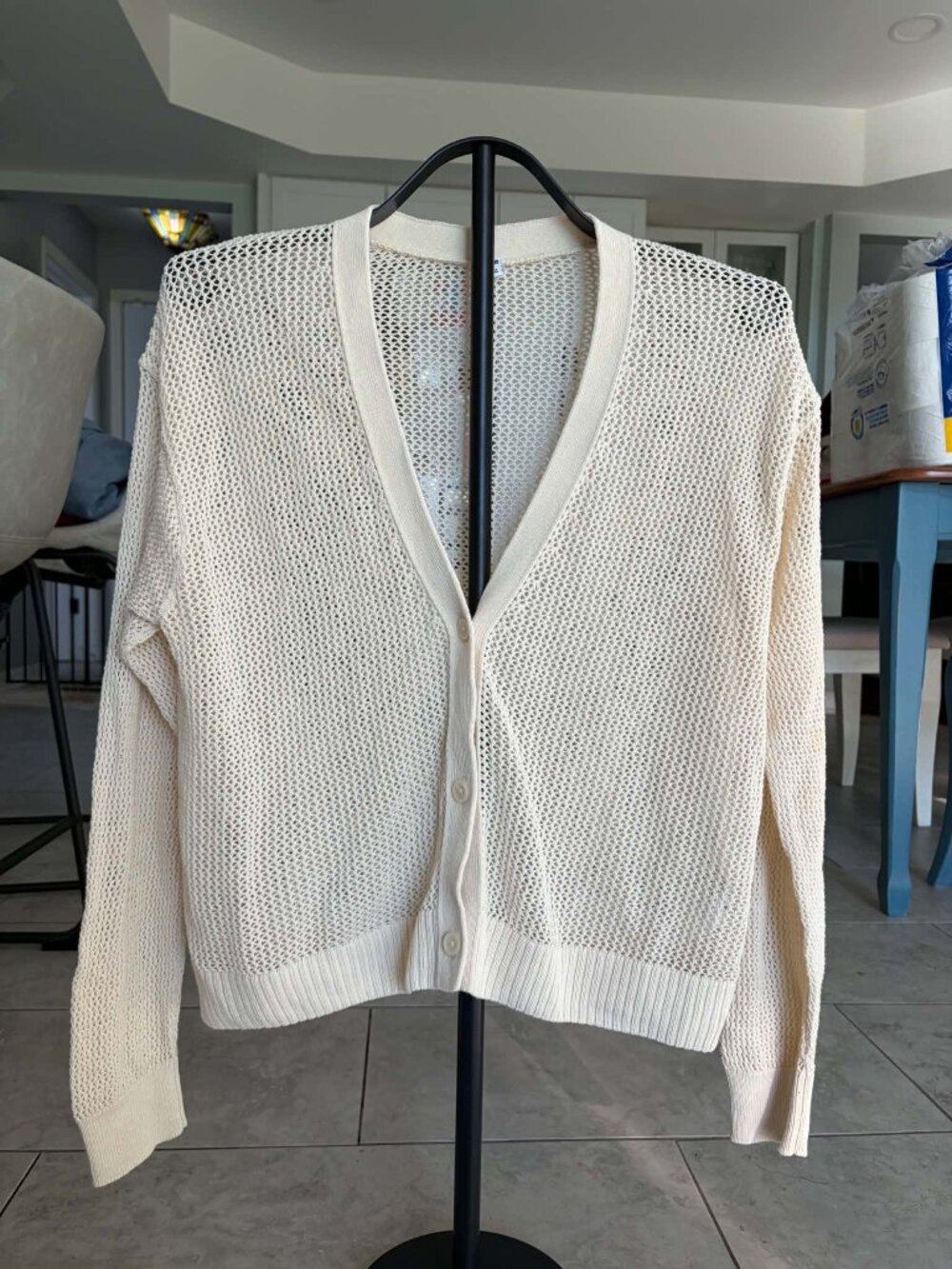 Uniqlo Mesh Long Sleeve Short Cardigan Off-White Cream Cotton Size M